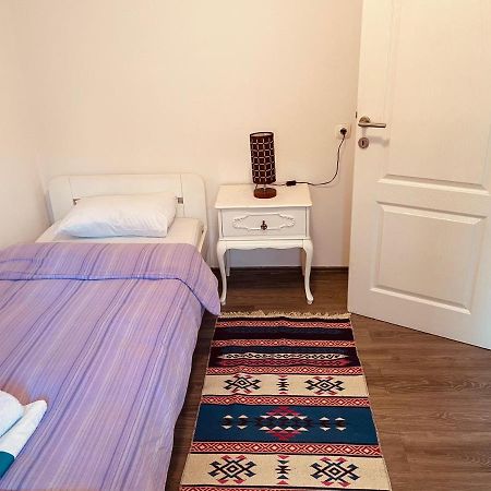 Mamma Mia! Apartment โมสตาร์ ภายนอก รูปภาพ