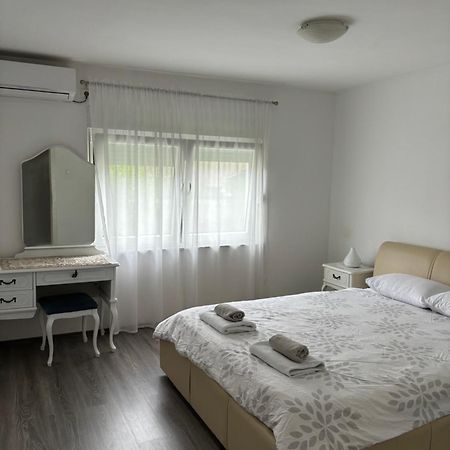 Mamma Mia! Apartment โมสตาร์ ภายนอก รูปภาพ