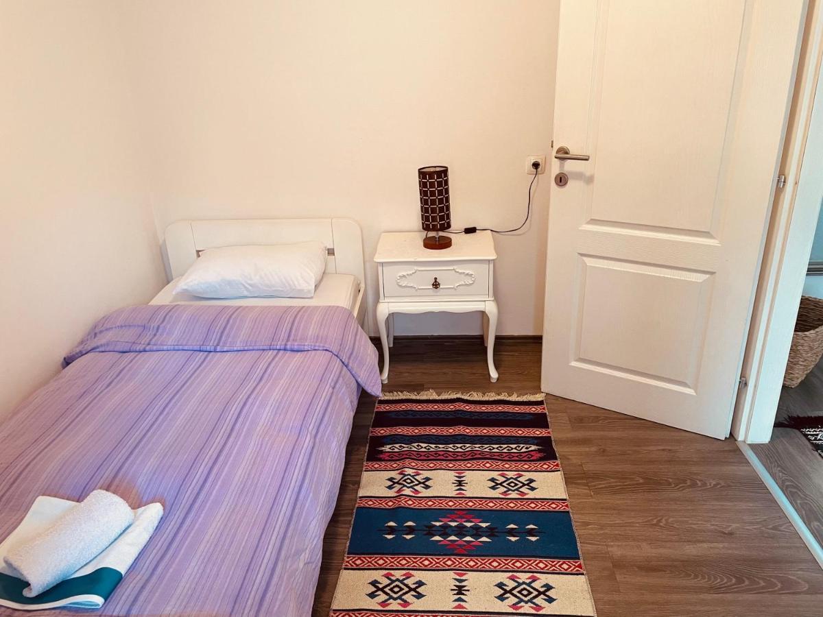 Mamma Mia! Apartment โมสตาร์ ภายนอก รูปภาพ