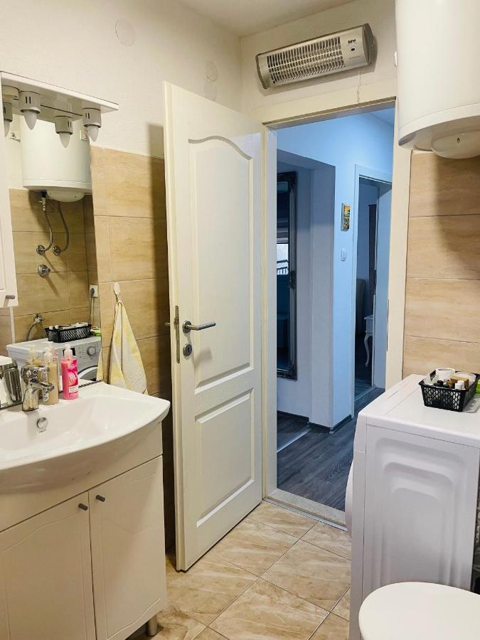 Mamma Mia! Apartment โมสตาร์ ภายนอก รูปภาพ