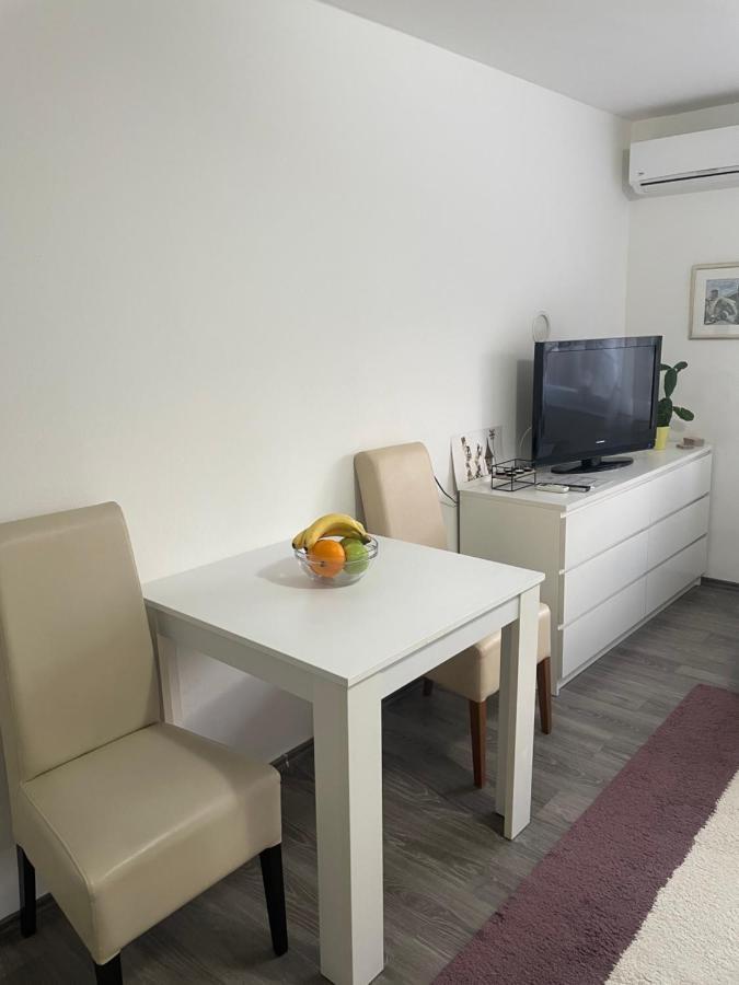 Mamma Mia! Apartment โมสตาร์ ภายนอก รูปภาพ