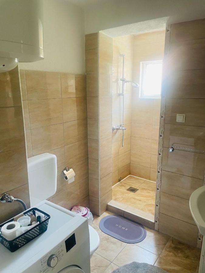 Mamma Mia! Apartment โมสตาร์ ภายนอก รูปภาพ