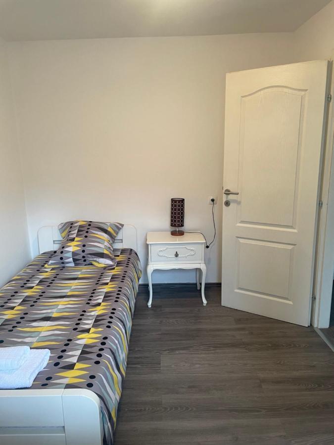Mamma Mia! Apartment โมสตาร์ ภายนอก รูปภาพ