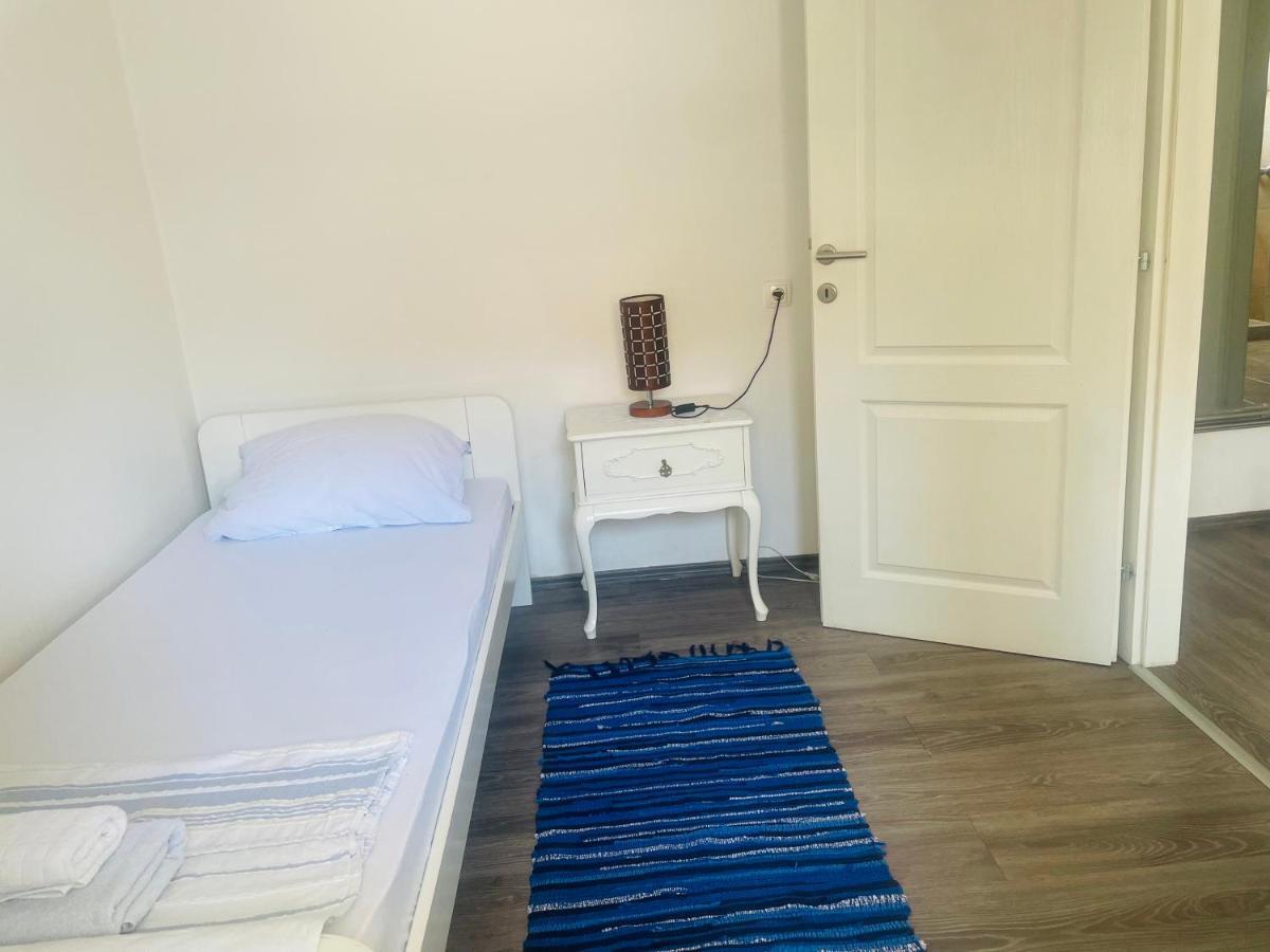 Mamma Mia! Apartment โมสตาร์ ภายนอก รูปภาพ
